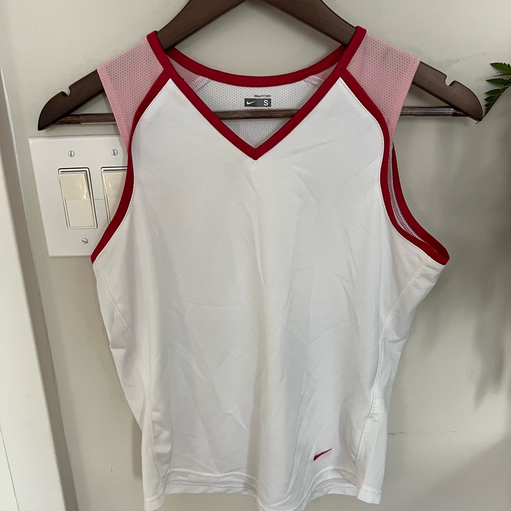 Nike fit dry tank top